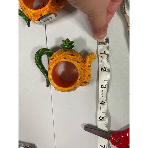 Set of 4 Wooden Pineapple Fruit Napkin Holders - Picture 8 of 8